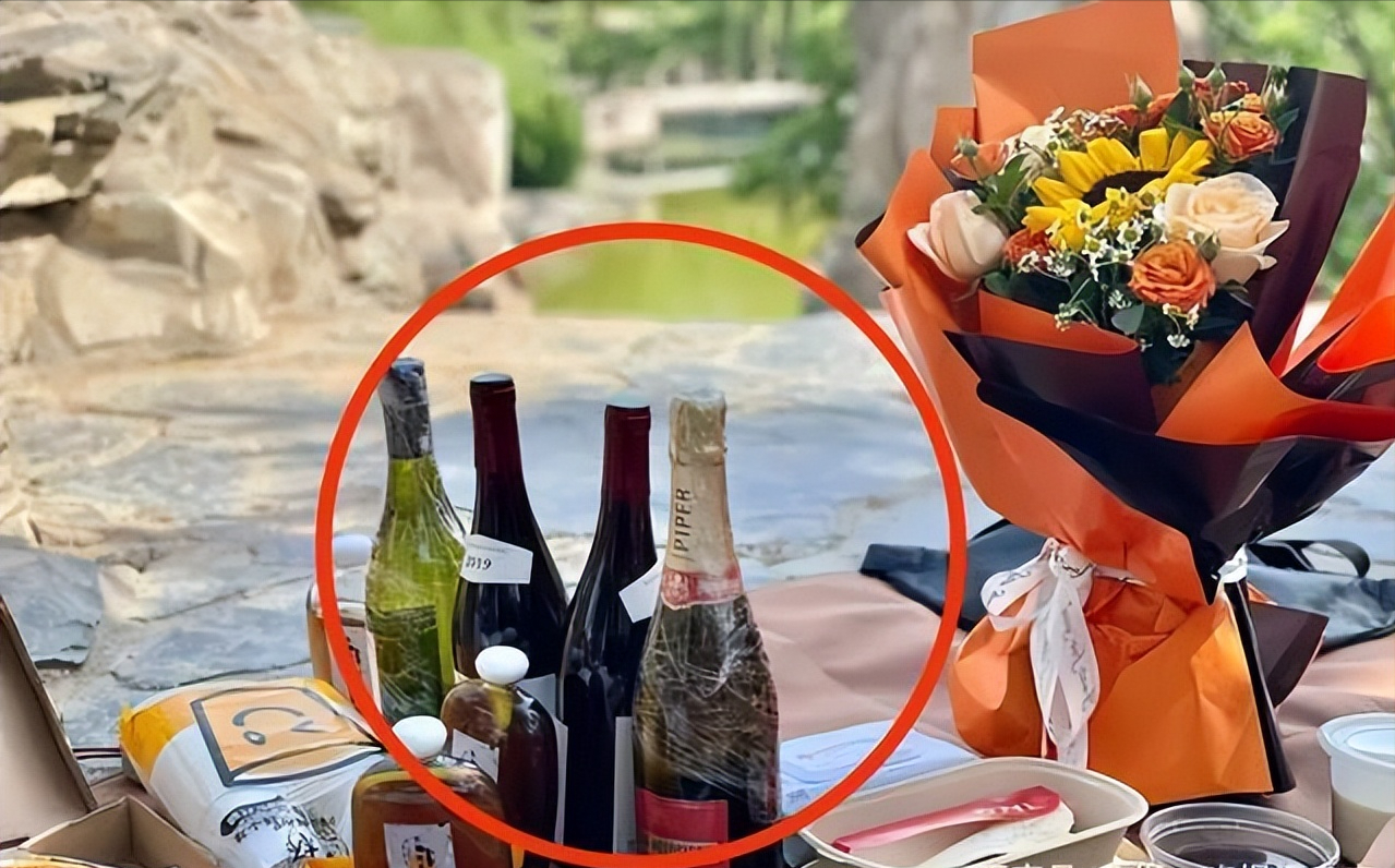 汪小菲|汪小菲的恋情浮出水面,大S才是那个让人心疼人,骄傲掩饰了一切