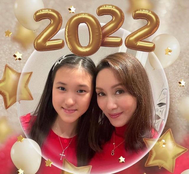 郭可盈|郭可盈为12岁女儿庆生，林天若晒今昔对比照，长相标致越发像母亲