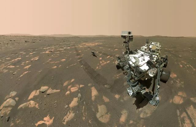毅力号火星车拍下惊奇视频：荒凉的火星狂风大作、尘土飞扬