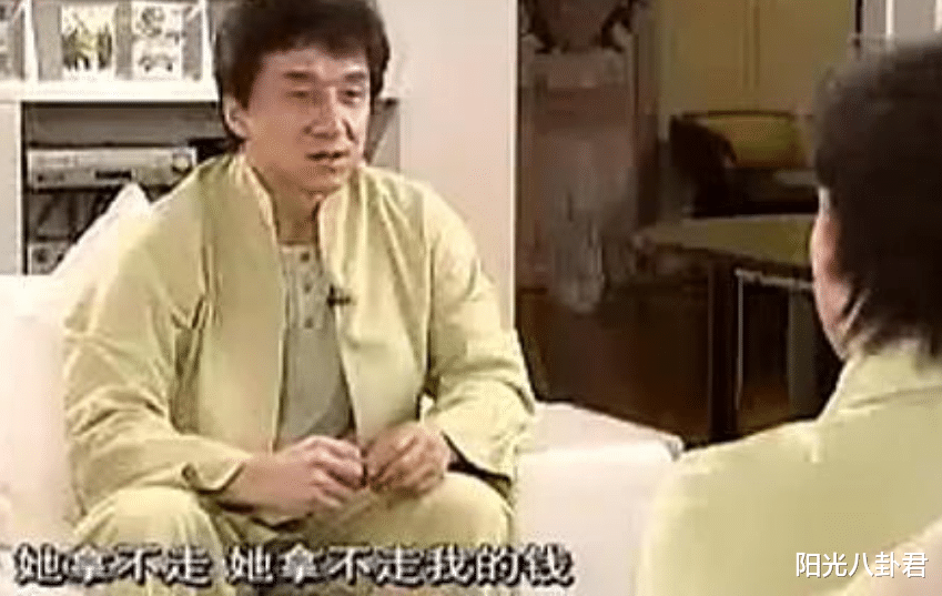 林凤娇|林凤娇才是最厉害的女人,被吴绮莉恶心23年,但成龙从未逃出她手掌心