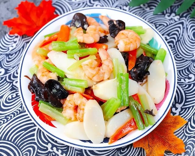 建议老年人:5种“碱性”蔬菜要常吃!保持酸碱平衡,越吃越健康