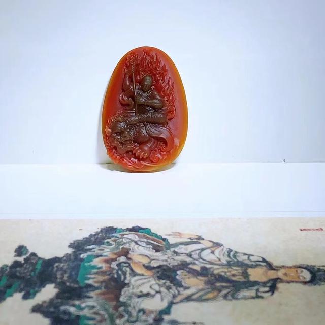 玉雕|年轻人喜欢这种风格的玉雕,会不会与传统之美相悖?