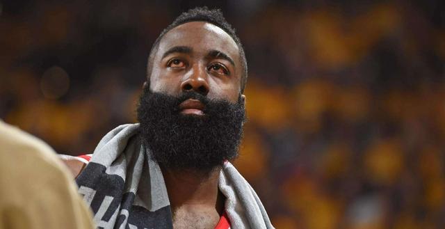 詹姆斯·哈登|哈登老了就算被菜鸟单防都突不进去，介绍几个NBA球员的特殊爱好