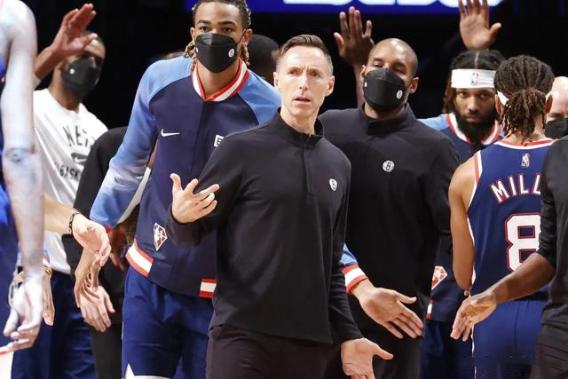 詹姆斯·哈登|KD傷退，哈登15助攻！對手7人上雙仍慘敗，全隊180俱樂部！