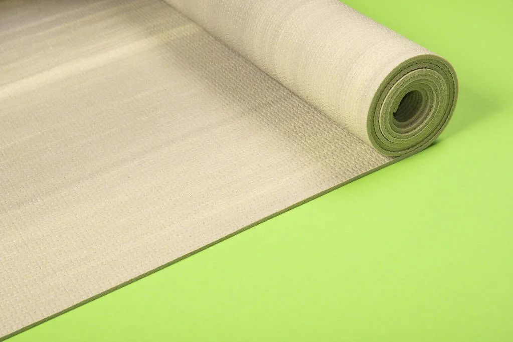 墙布和墙纸到底哪个好?一对比你就知道了,幸好我家贴对了!