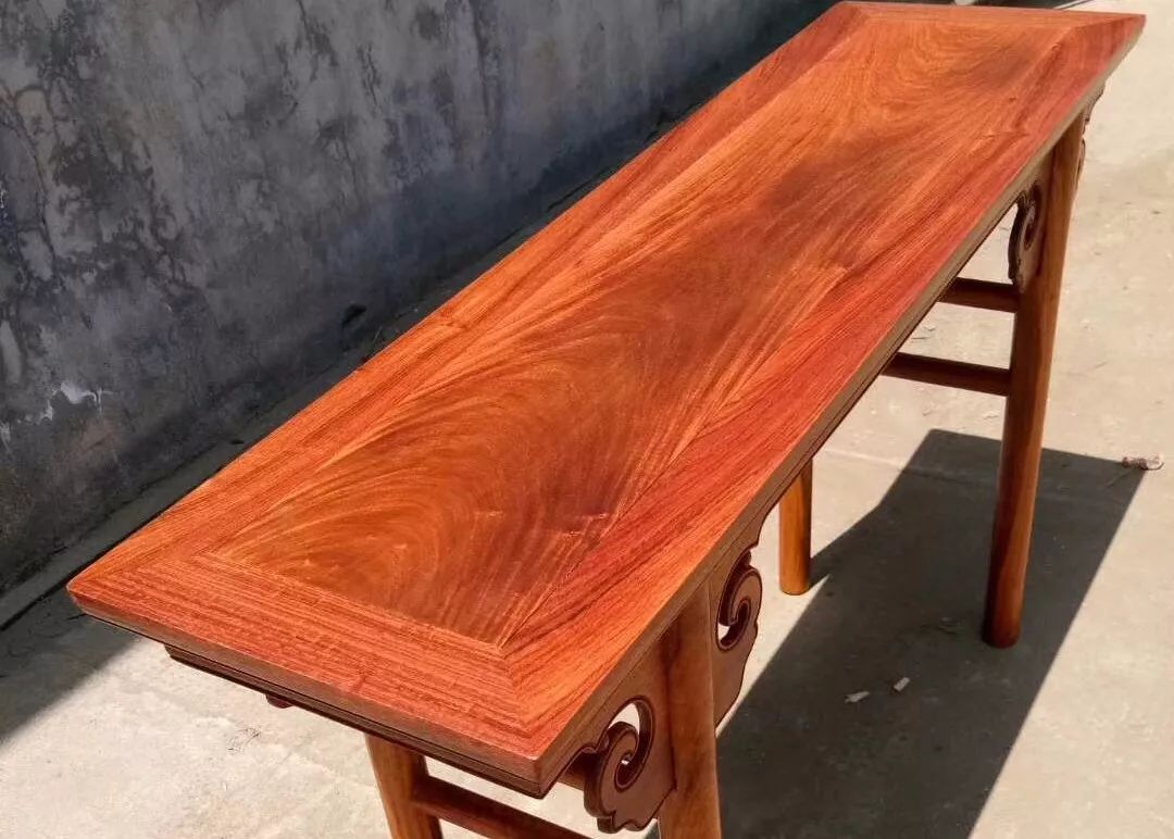 凭什么贵3倍?什么是红木独板?一木连做又是什么?