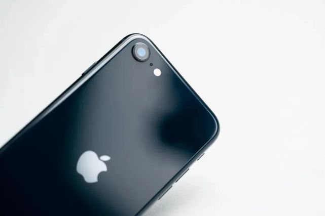 iPhone 15 全系大变样，刚买 14 的哭了！