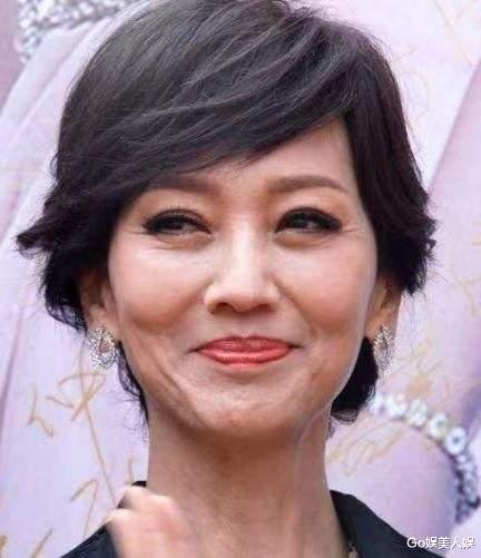 靳东|离不开精修图的6位“不老女神”：赵雅芝状态差，温碧霞脸部僵硬