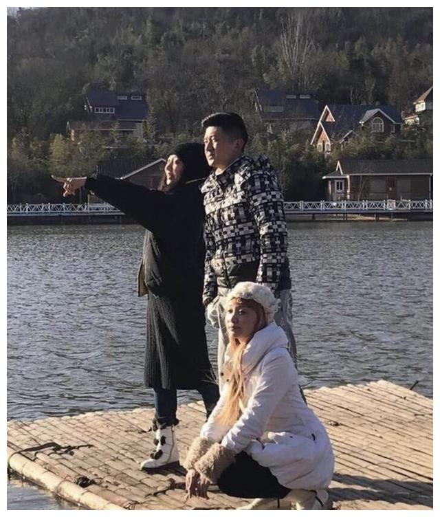 云飞|因《星光大道》成名，后深陷“抛弃妻女”丑闻，云飞如今怎样了？