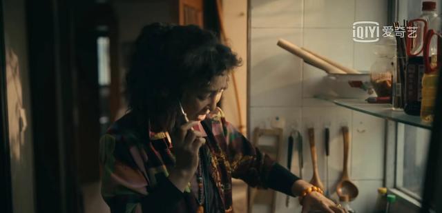 张延|亲爱的小孩:婆婆拿儿媳妇的胎盘给小儿子吃,这确定不是恐怖片?