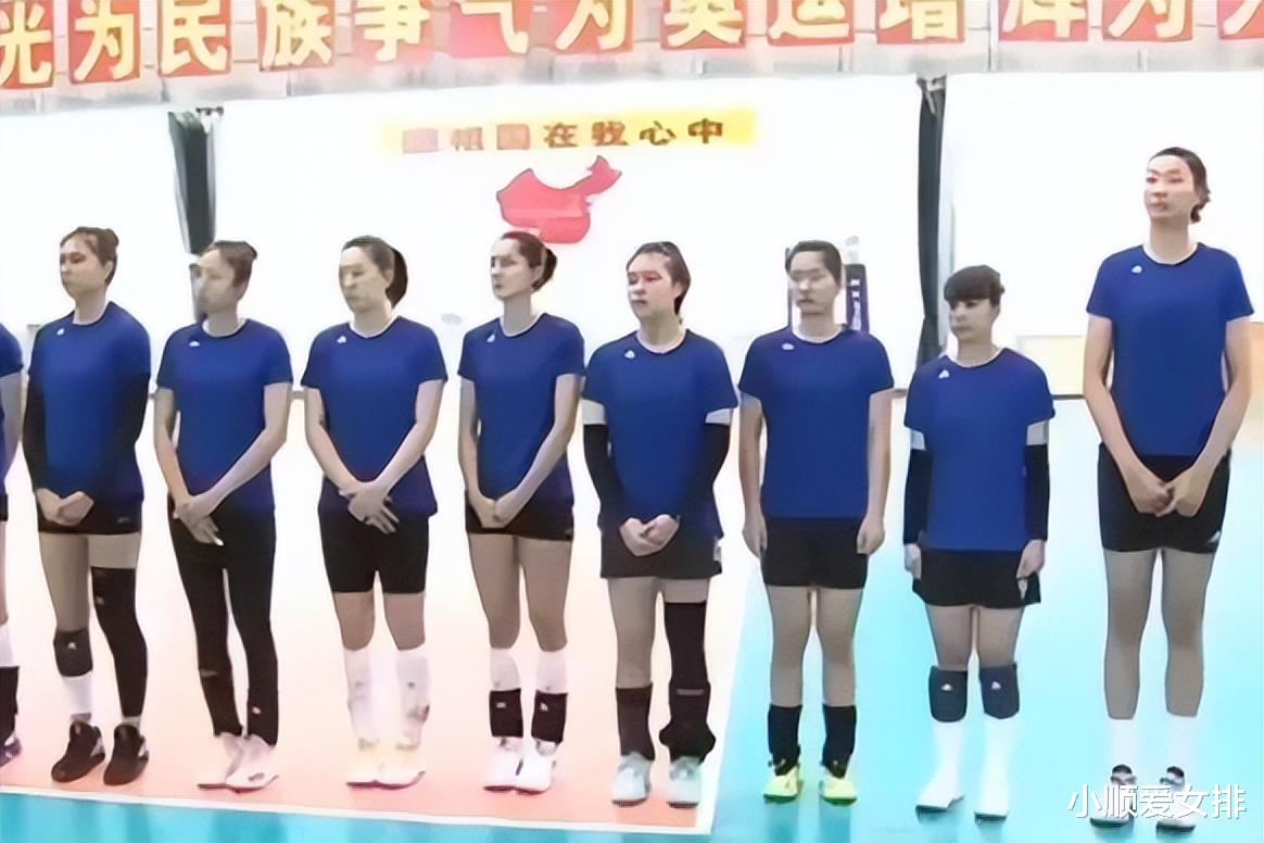 女排|女排队长官宣仅一步之遥！女巨人领衔最强阵出征，王艺竹落选引不满