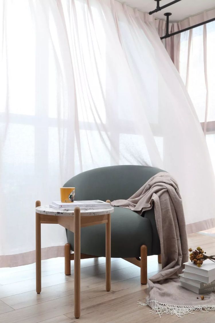 110平三室,客厅不要电视,餐厅设计卡座,卧室大胆撞色,好喜欢