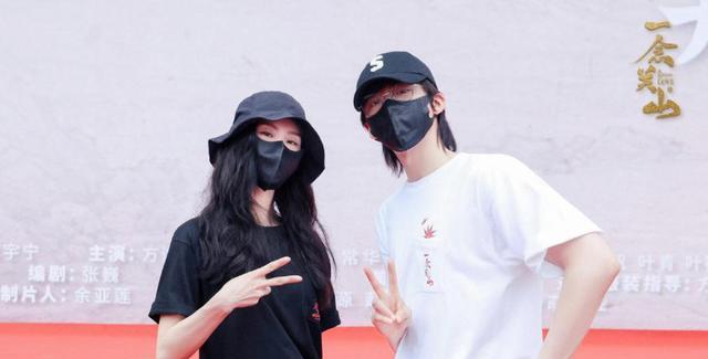 一念关山|《一念关山》路透:刘诗诗被刘宇宁拥入怀中,男演员应该有分寸感