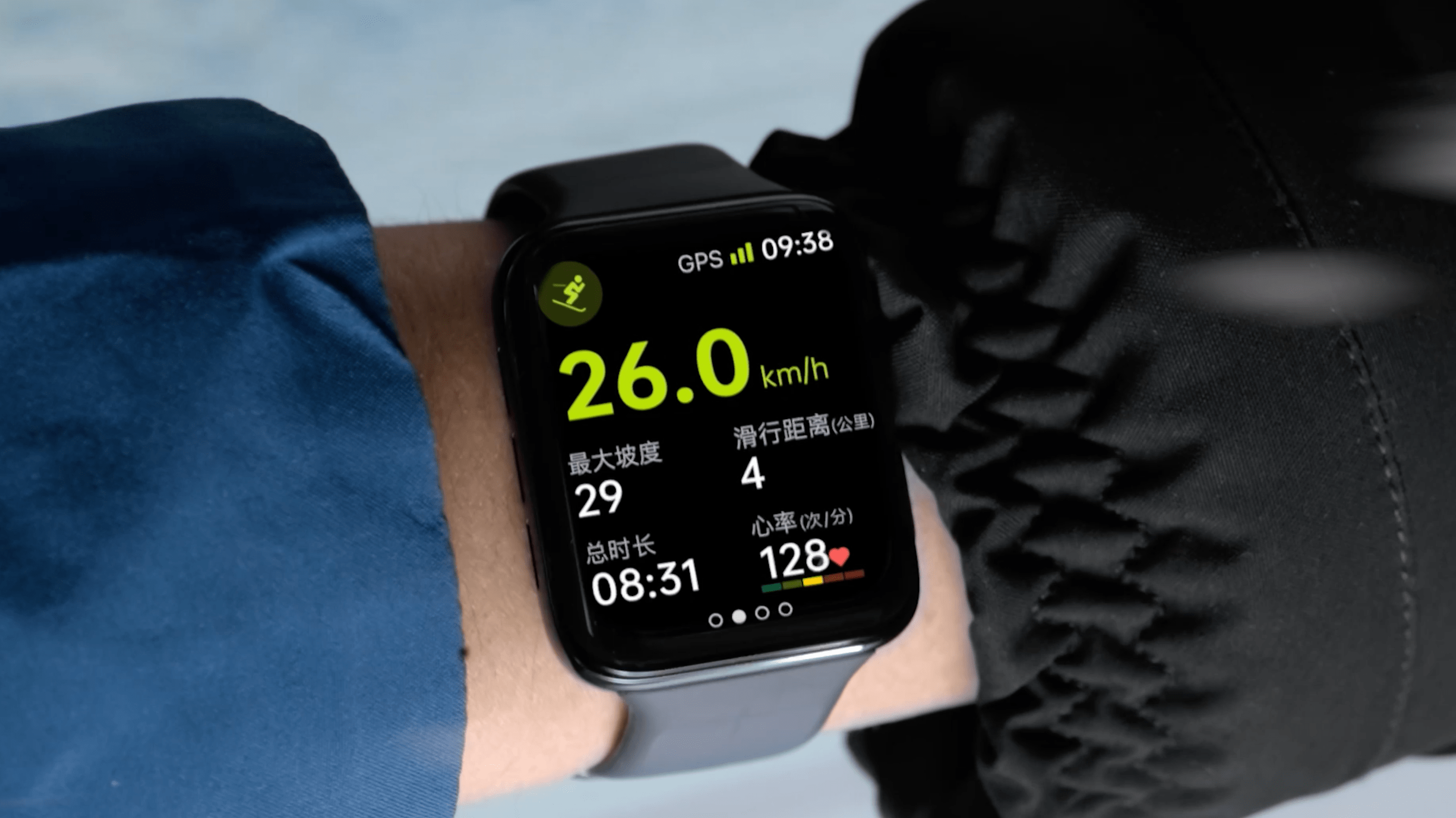 oppo find x|氛围感拉满！OPPO Watch 2冰川湖蓝清爽得很，看一眼就爱上