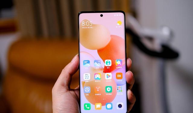 小米科技|小米也有高颜值手机,曲面屏+丝绒工艺+166g机身,仅2299元!