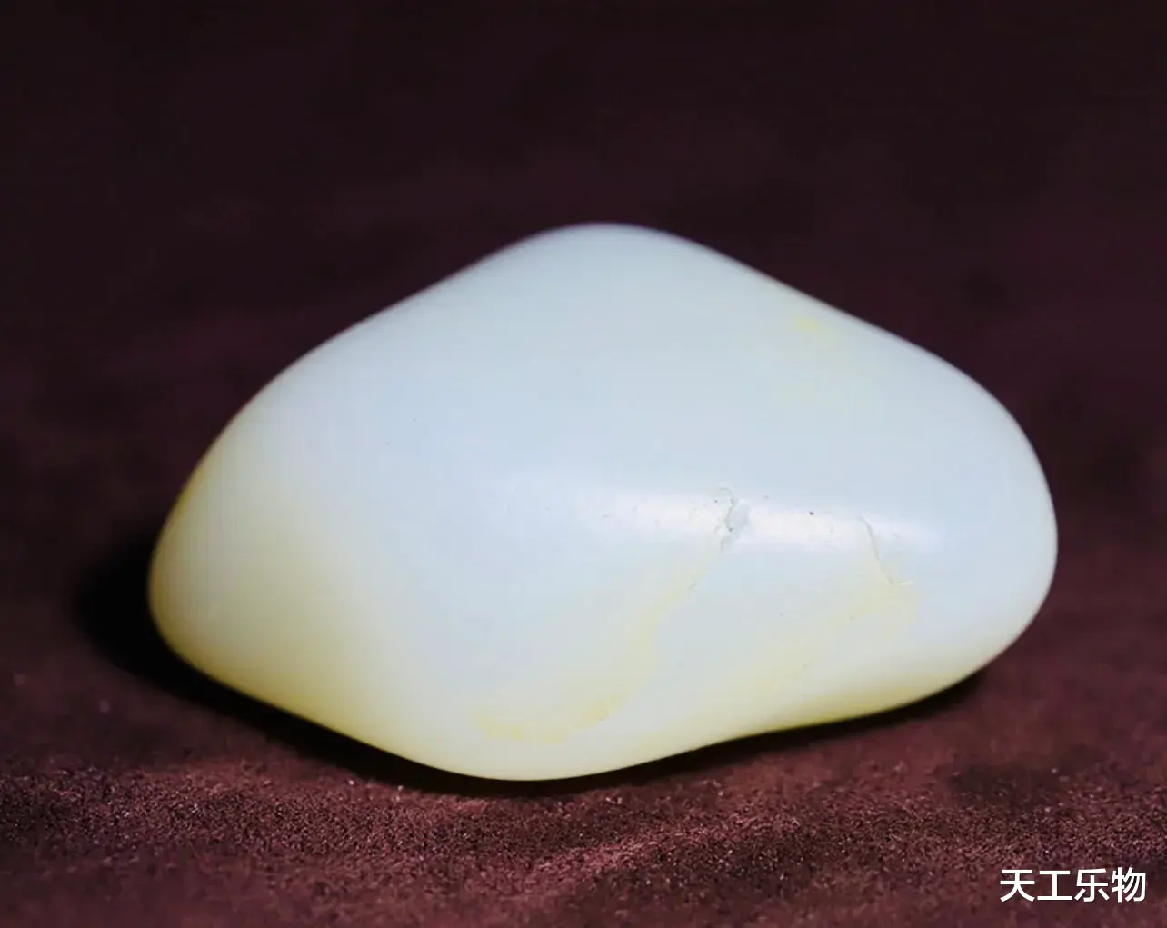 |盘点和田玉中不同色系的特色料！