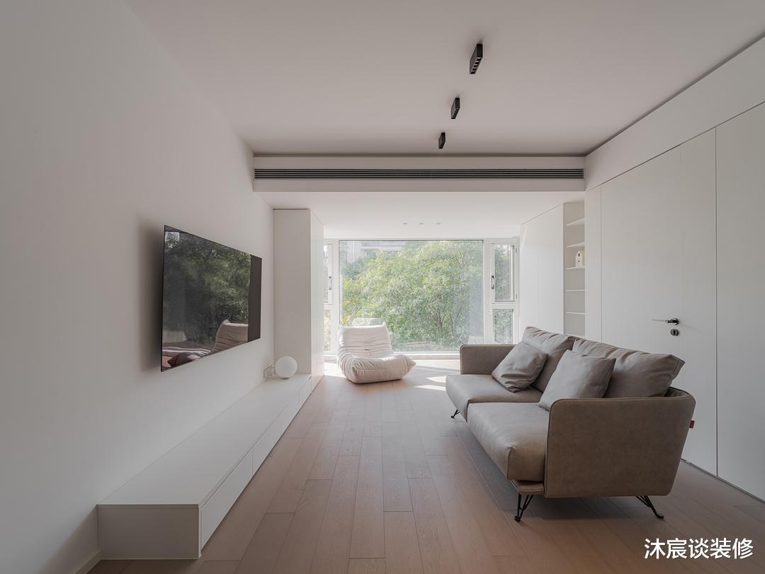 上海40岁姐姐闲不住,重新改造旧屋,坚持“极简穷装”,太好看了