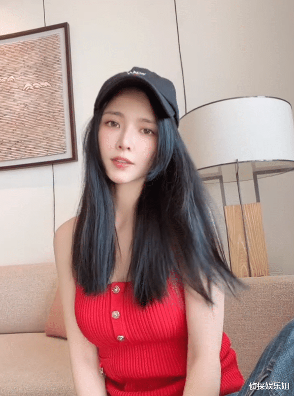 王灿|杜淳老婆晒平价穿搭，自曝裤子不足90块，网友吐槽平时都是名牌