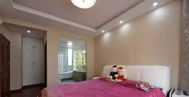 参观亲戚大三室的新房,全屋大气简约风,玄关的酒柜设计太个性了