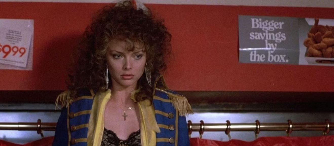 米歇尔·菲佛|优雅了半辈子的女人，“猫女”米歇尔·菲佛的10部精彩作品