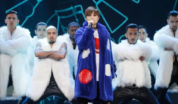 李宇春|身家过亿却从未谈过恋爱，37岁的她活得有多清醒？