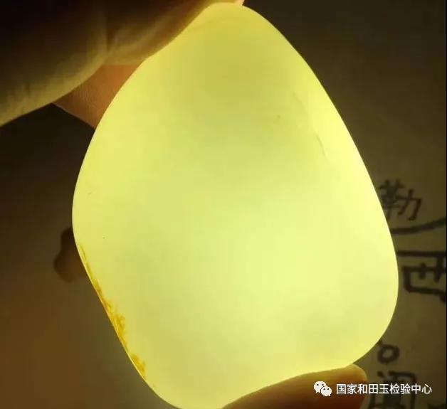 雕刻|如何用肉眼鉴别和田玉