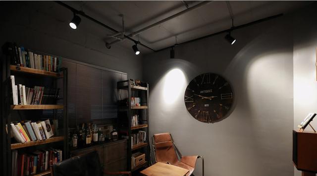 136㎡,入住5年还跟新房一样,不豪华很舒适,从中获得很多经验