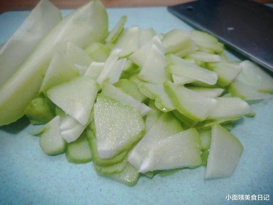 这瓜是蔬菜中的“锌库”，含铁量是南瓜4倍，老人孩子要常吃！
