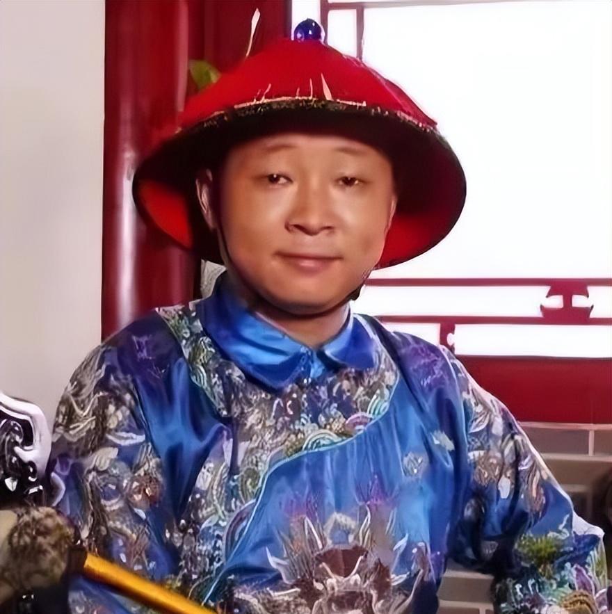 李冰冰|“三德子”赵亮：娶小16岁的模特冠军，当红时退圈去养鸡，14年后怎么样了