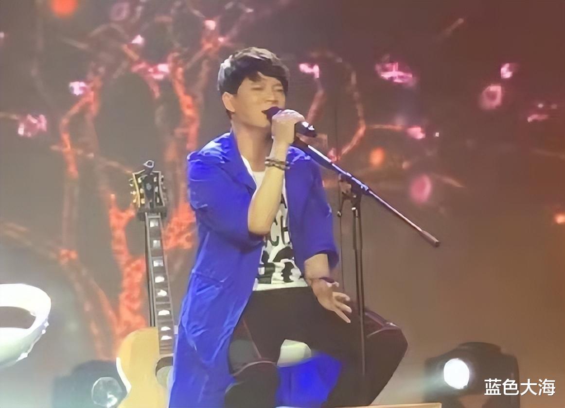 袁立|8位过气艺人现状：出门坐公交，卑微求工作