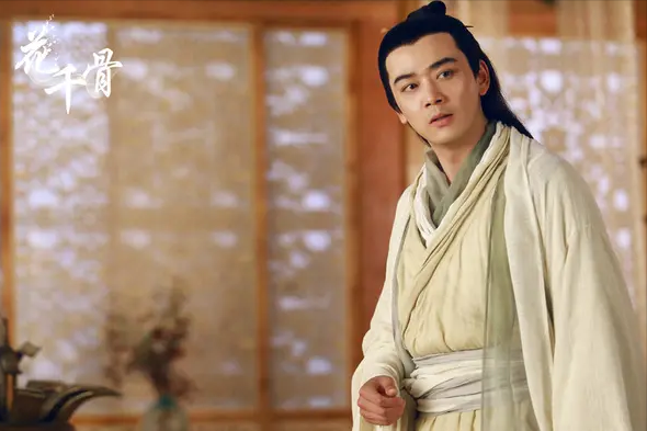 杨烁|“大叔”杨烁：索要8750万片酬遭反感，节目上妻子的委屈让人不平