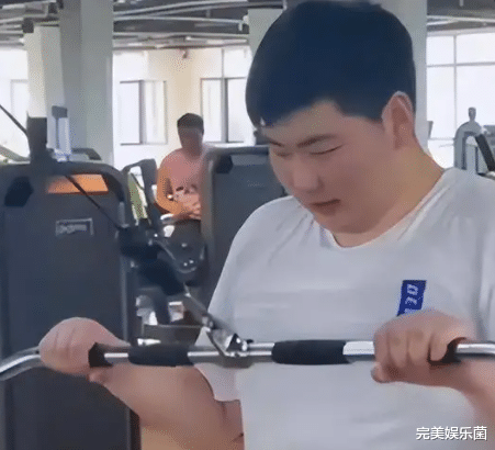 黎姿|朱小伟带陈萌进军直播带货，扬言得陈亚男真传，网友：不死心