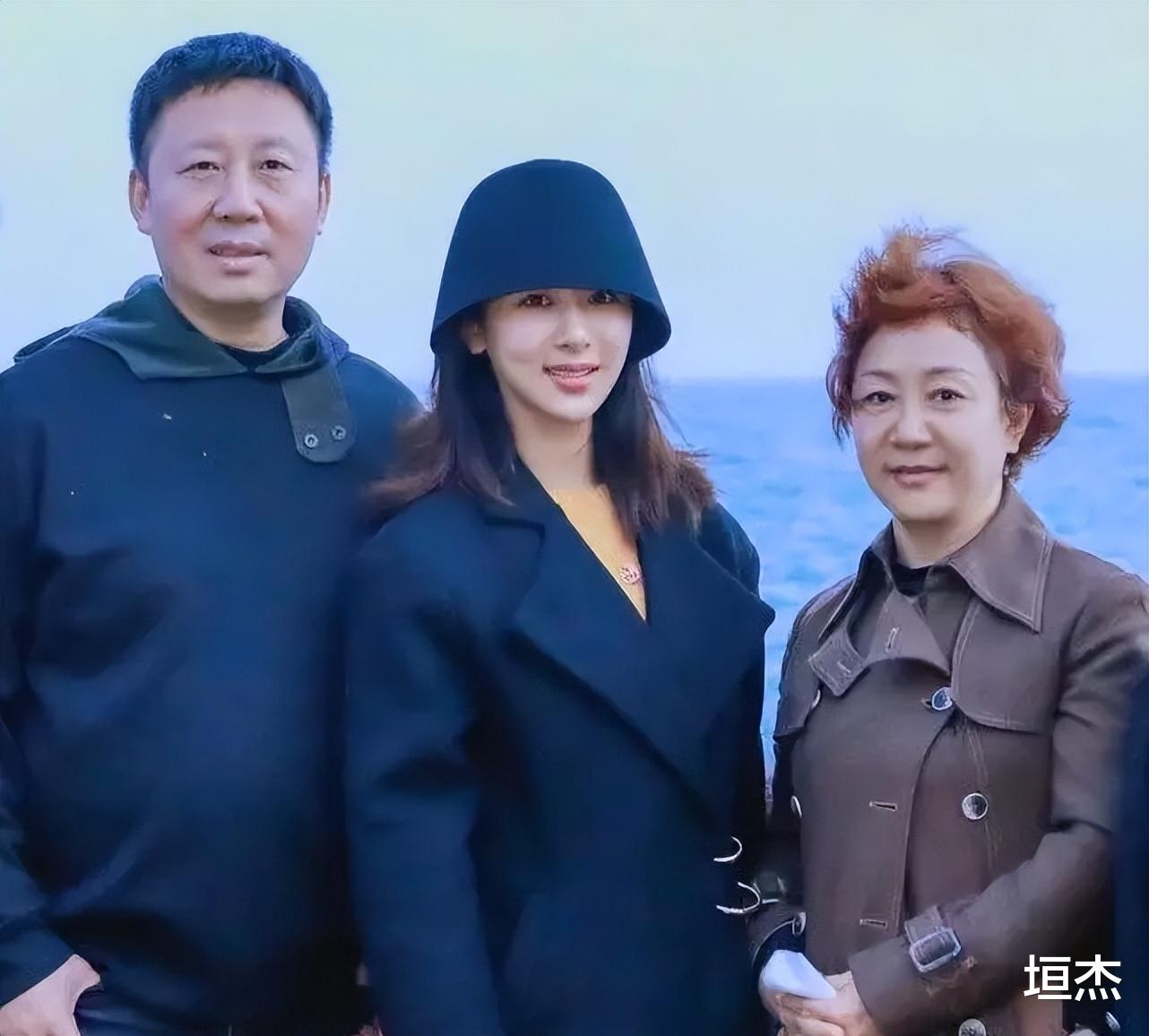 杨紫|人前被嘲讽,人后大老板、带全家赚钱,逆袭的杨紫,比你想得厉害