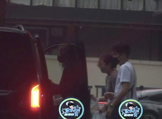 王紫璇|王紫璇被曝恋情!与32岁男星回家一夜未出,曾与大34岁名导传绯闻