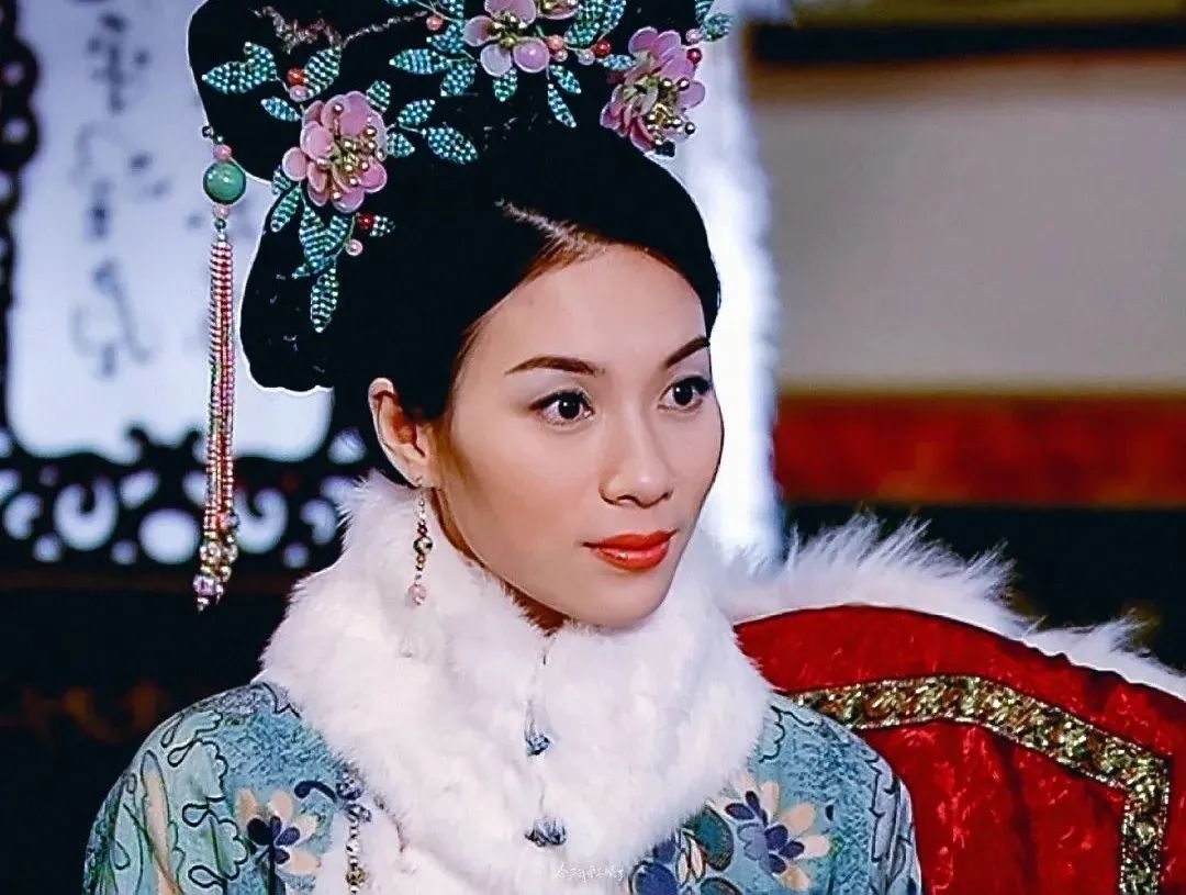 《金枝欲孽》开播18年后，我终于明白《甄嬛传》输在哪了