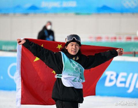 苏翊鸣|苏翊鸣的18岁：童星“息影”转战体坛成奥运冠军！网友：就缺女友