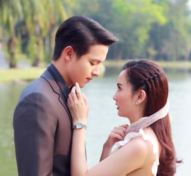 |吉拉宇唐思苏克不避讳恋情,牵手秀恩爱,女友身材一言难尽