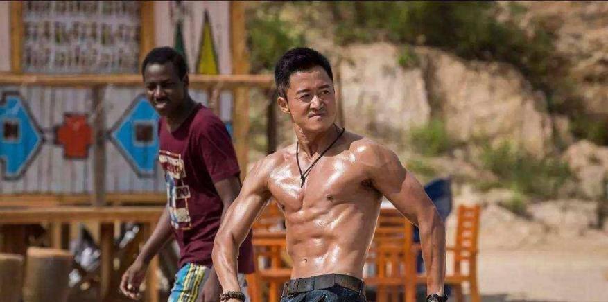 吴京|?一张照片丢了50亿票房:从全民战狼到人人嫌,吴京经历了什么?