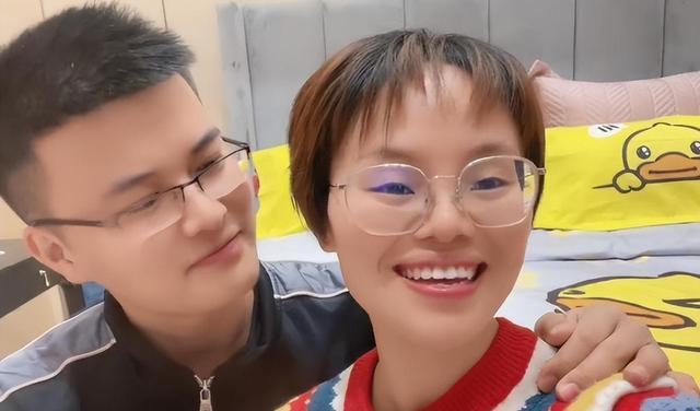 彩虹夫妇|自曝日赚400万，彩虹夫妇“翻车”？内行人：人设是直播带货关键