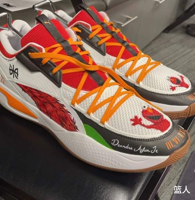 约基奇|NBA球员上脚：艾顿定制球鞋为儿子庆生，哈雷尔穿韦德之道7