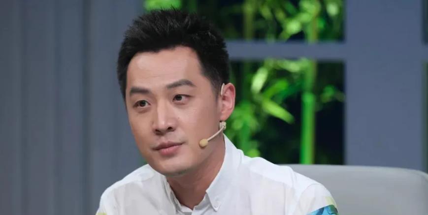 舒冬|央视“芳心纵火犯”舒冬，主持寻亲节目走红，娶女演员低调幸福