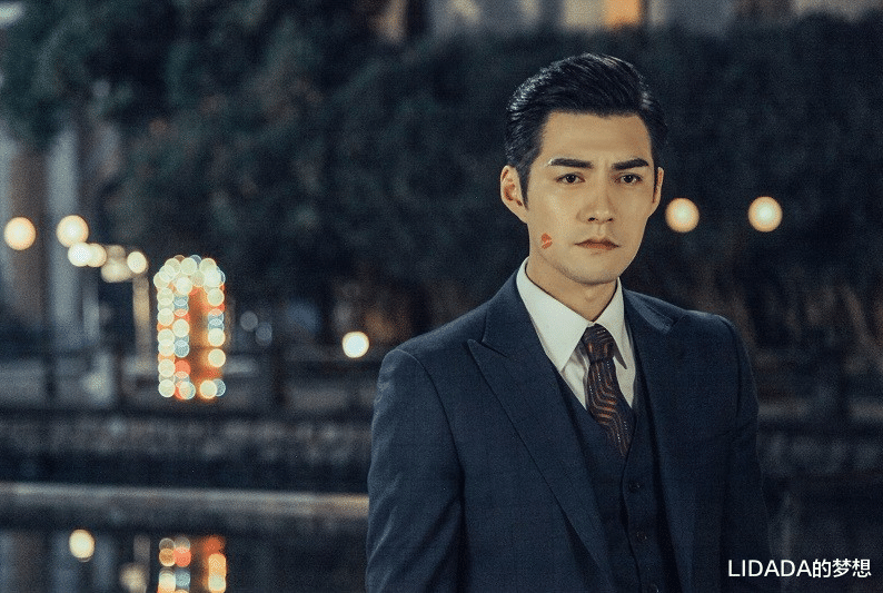 杜若溪|杜若溪:嫁男神偶像严屹宽,两度流产生女,风光幸福背后有艰辛