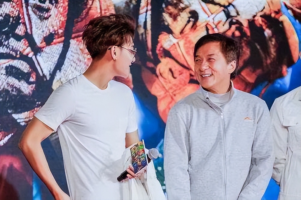 柳岩|EXO成员10年前的愿望曝光：吴某凡很讽刺，黄子韬想接班成龙