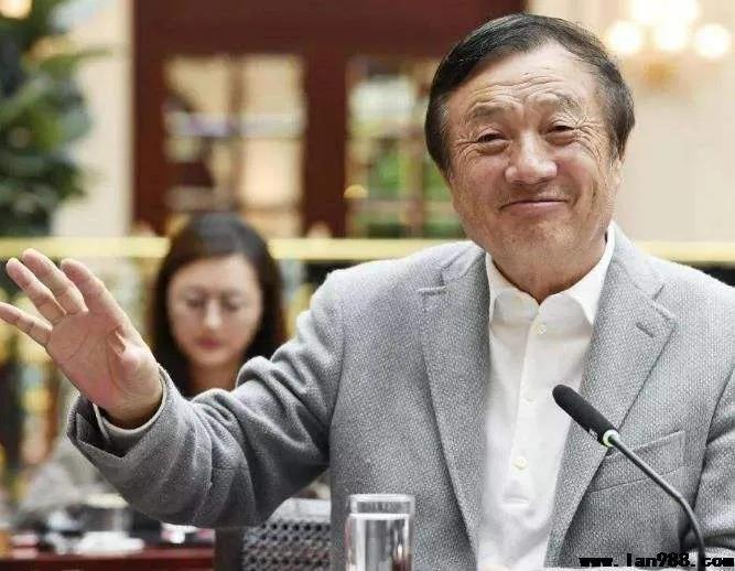 苹果|为止颓势,苹果开启全面降价,国产旗舰思路转变,赢得人心。