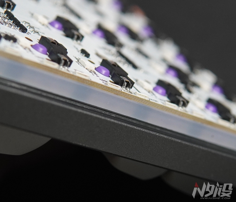 雷神|雷神VIC84三模机械键盘拆解评测