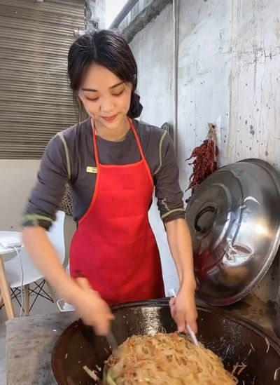 还债|网红樊小慧老公外遇实锤:8年仅见4次,曾为老公还债断了一指