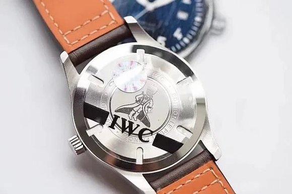 手链 万国“真芯”马克十八飞行员 对比评测