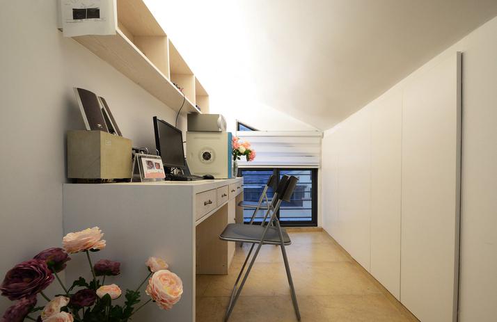 110平美式二居室,中正客厅格局却散发着强烈的生活感知能力