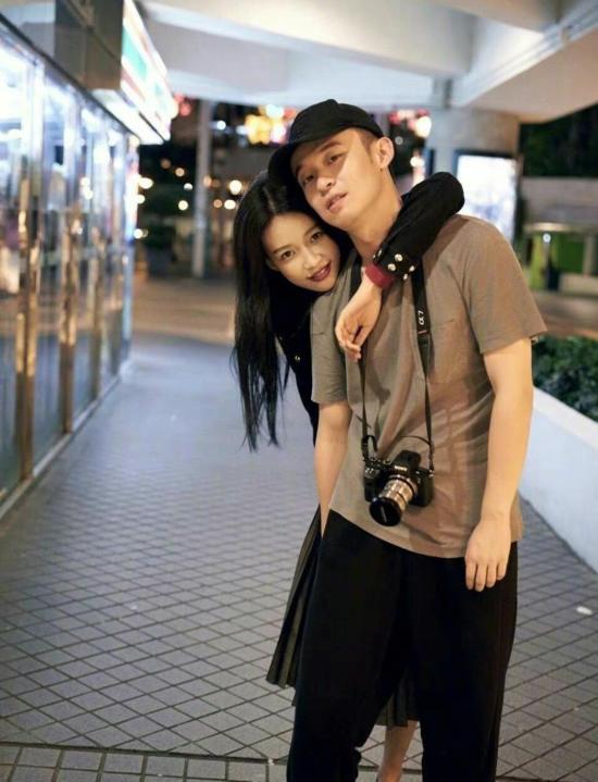 孙怡|孙怡董子健离婚，刘昊然周冬雨传绯闻，毫无征兆的两个瓜赶一起了