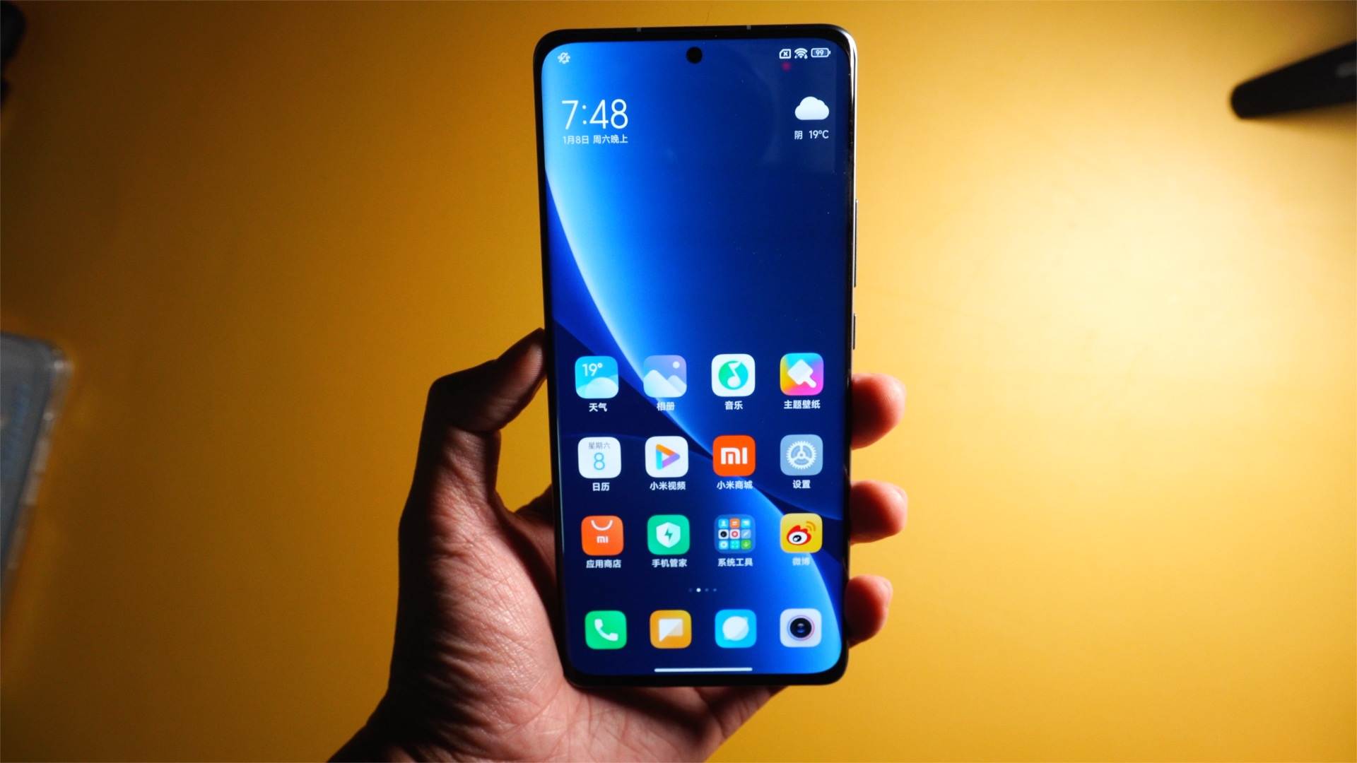 |今年最便宜的手机，也是春节前发布的最后一款机型，就是这两个地方太差了！